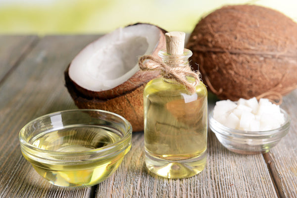 What Is Fractionated Coconut Oil? A Complete Beginner’s Guide