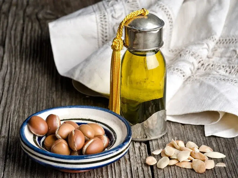 Argan Oil in Perfumery A Natural Carrier for Long-Lasting Fragrances