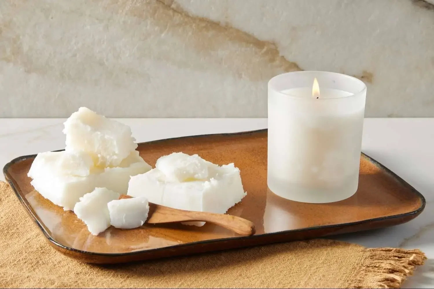 Fractionated Coconut Oil in Perfumery and Fragrance Blending