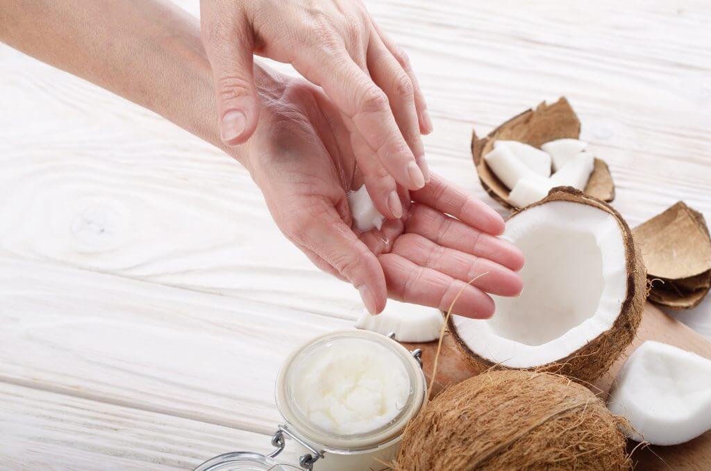 Fractionated Coconut Oil in Perfumery and Fragrance Blending